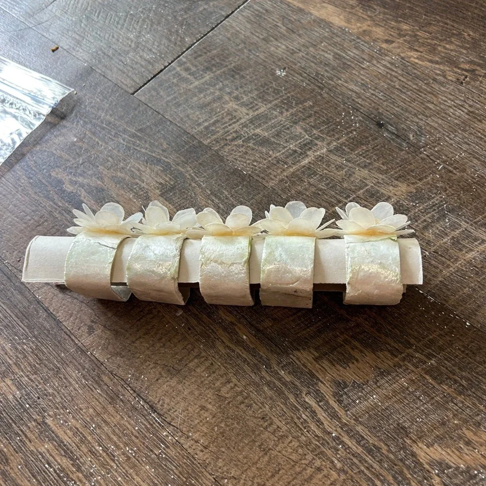 Vintage Capiz Shell Flower Napkin Rings Faux Pearl Center Cream Set of 5 Floral